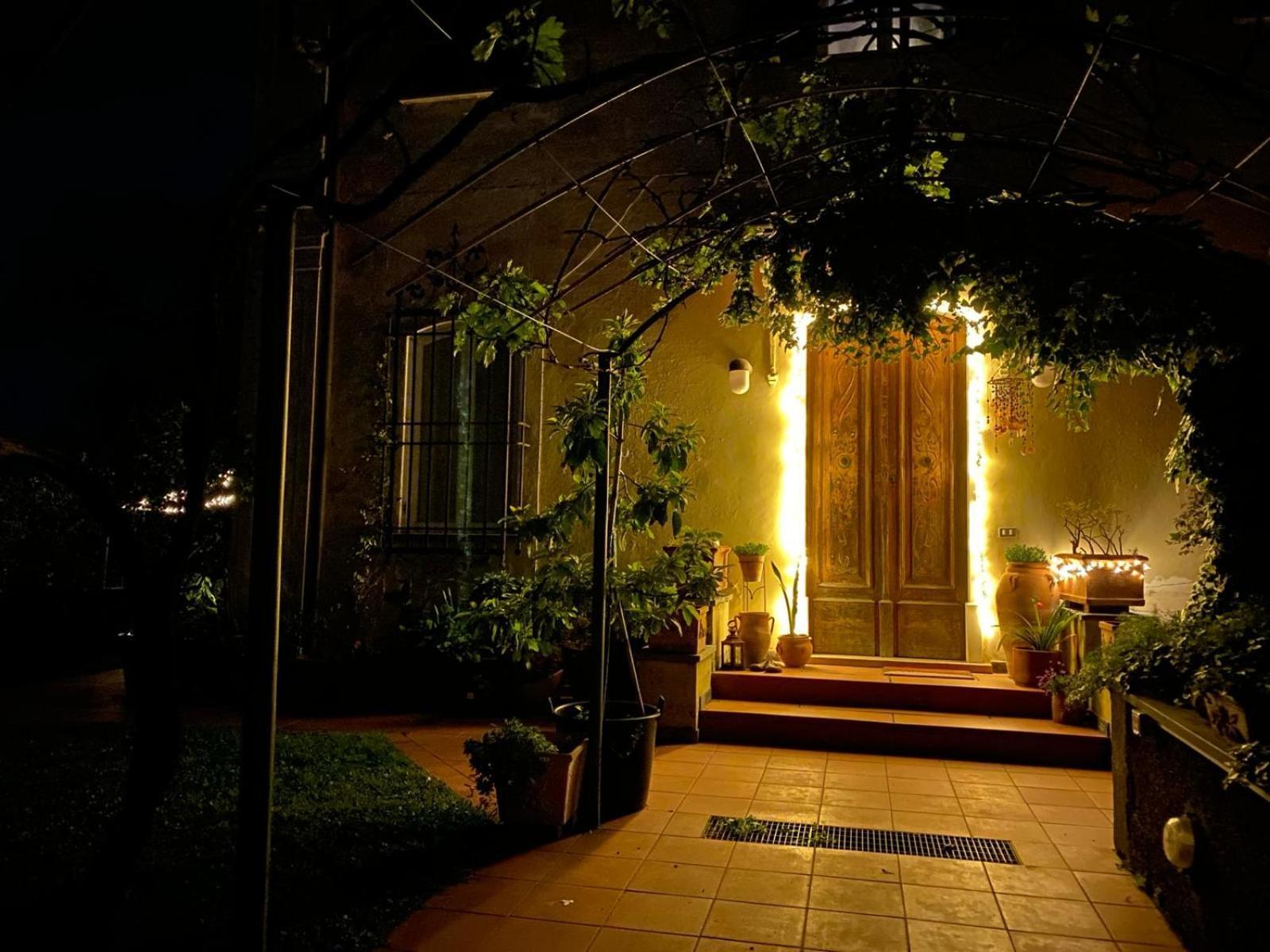 Caligo Bed & Breakfast ลาสเปเซีย ภายนอก รูปภาพ